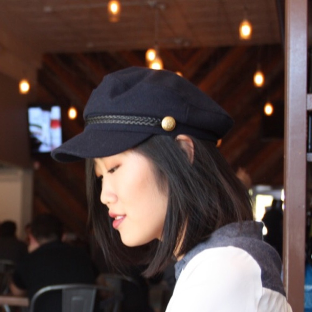 Baker boy hat